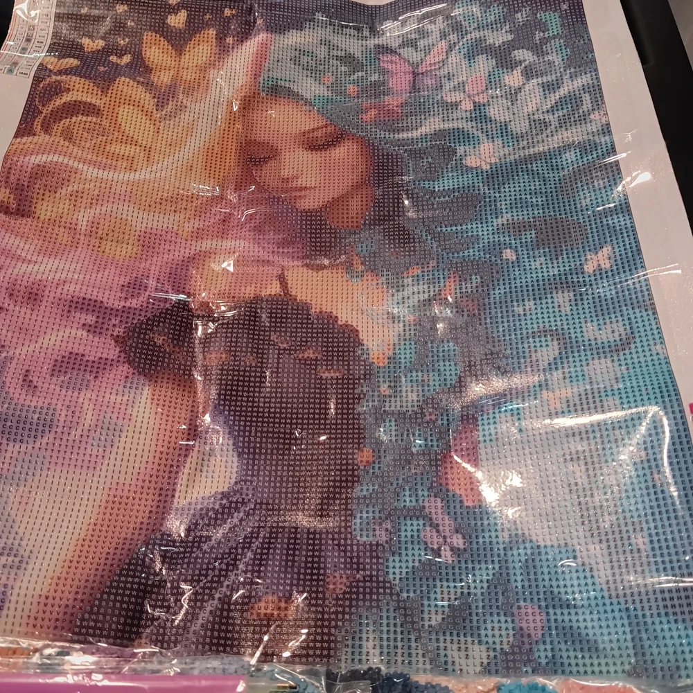 Colorful Lady Diamond Art Painting Kit 40x50cm - Picture 4 of 4